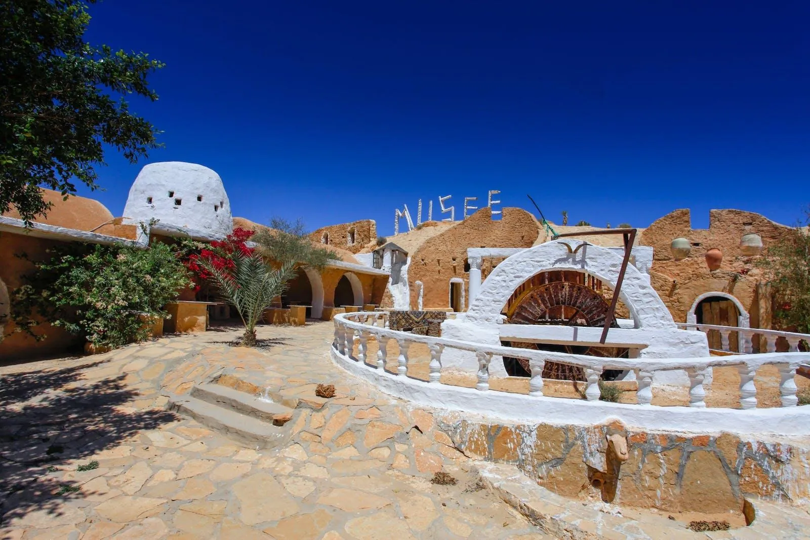 The white domed entrance to the troglodyte museum at Matmata